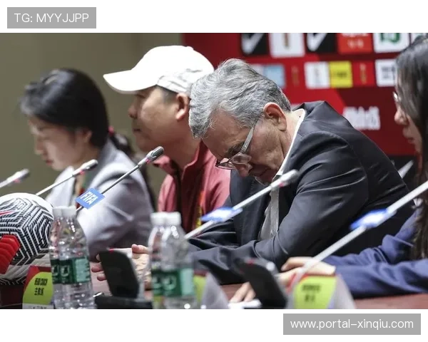 赛前发布会举行，教练强调尊重对手重要性